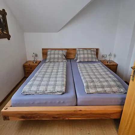 Vanessa - - Gosselsdorf